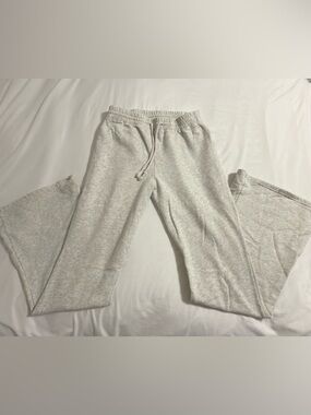 Hollister Ultra High Rise Heathered Grey Small Long Fleece-Lined Sweatpants